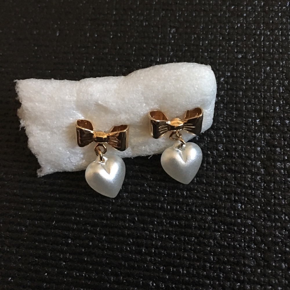 Ribbon Bow Pretty Earrings